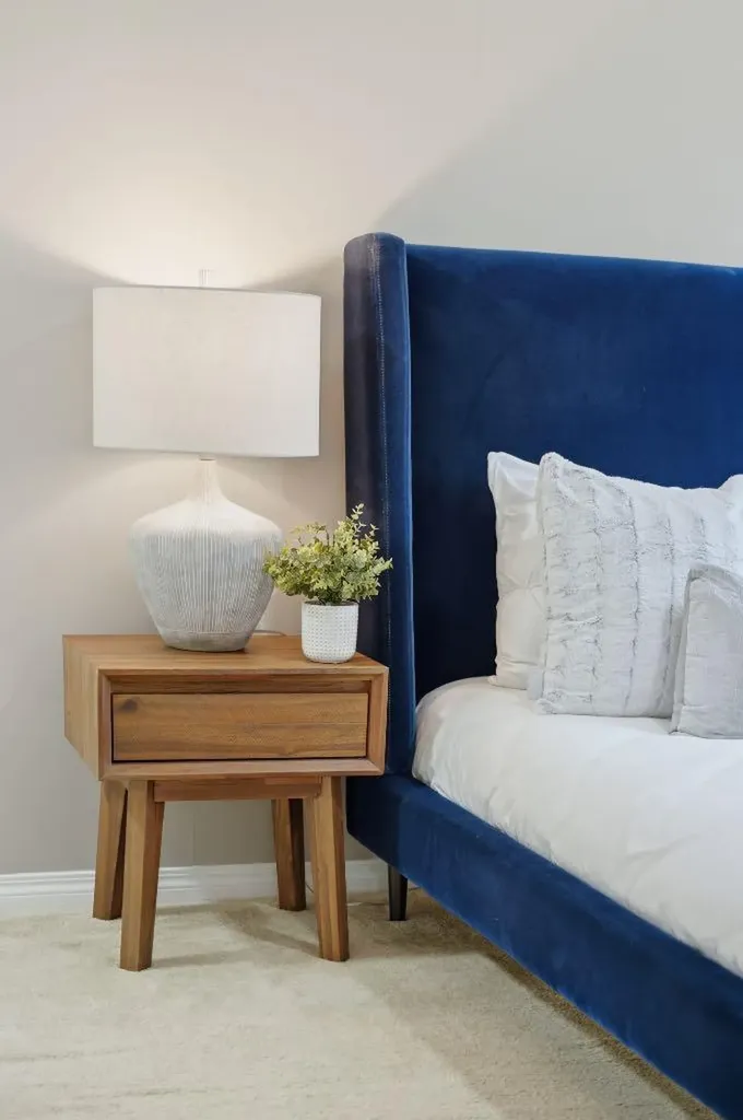 115 Prestwick Villas SE Calgary AB T2Z 0M9