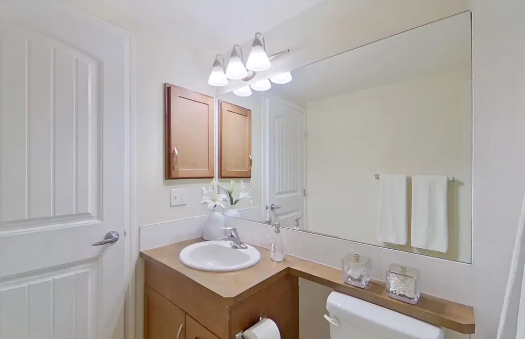 115 Prestwick Villas SE Calgary AB T2Z 0M9