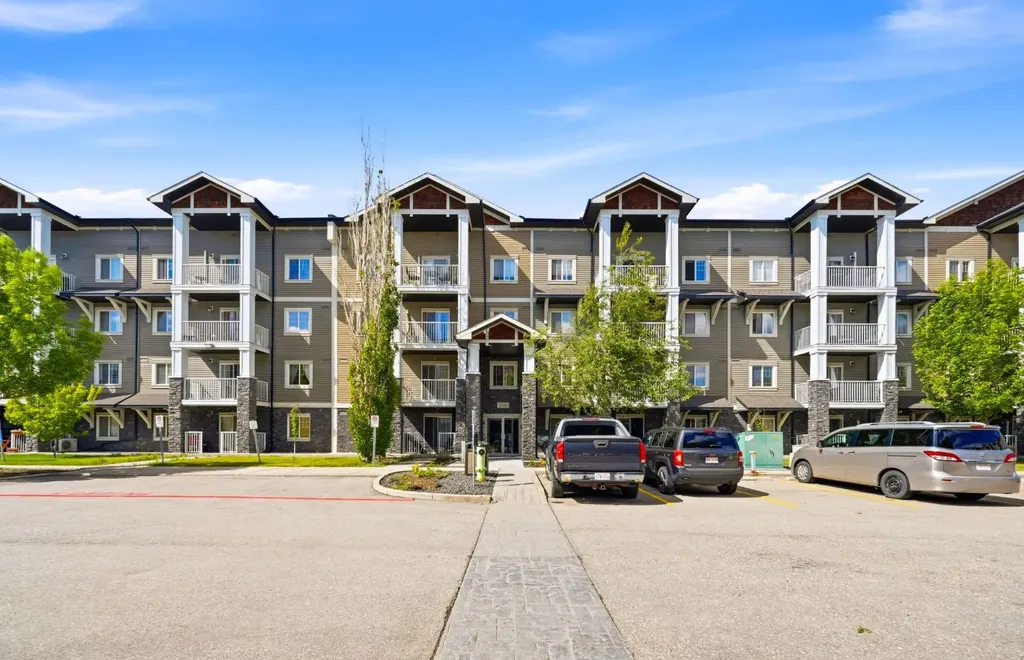 115 Prestwick Villas SE Calgary AB T2Z 0M9
