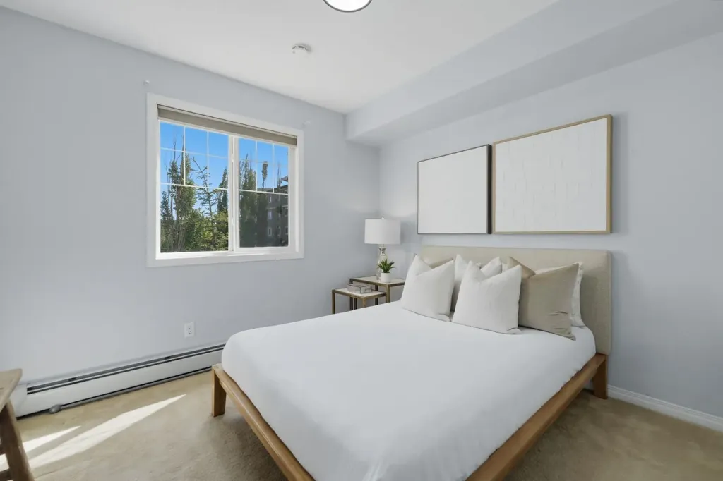 115 Prestwick Villas SE Calgary AB T2Z 0M9