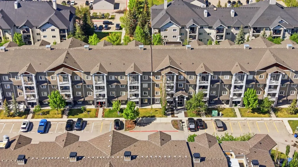 115 Prestwick Villas SE Calgary AB T2Z 0M9