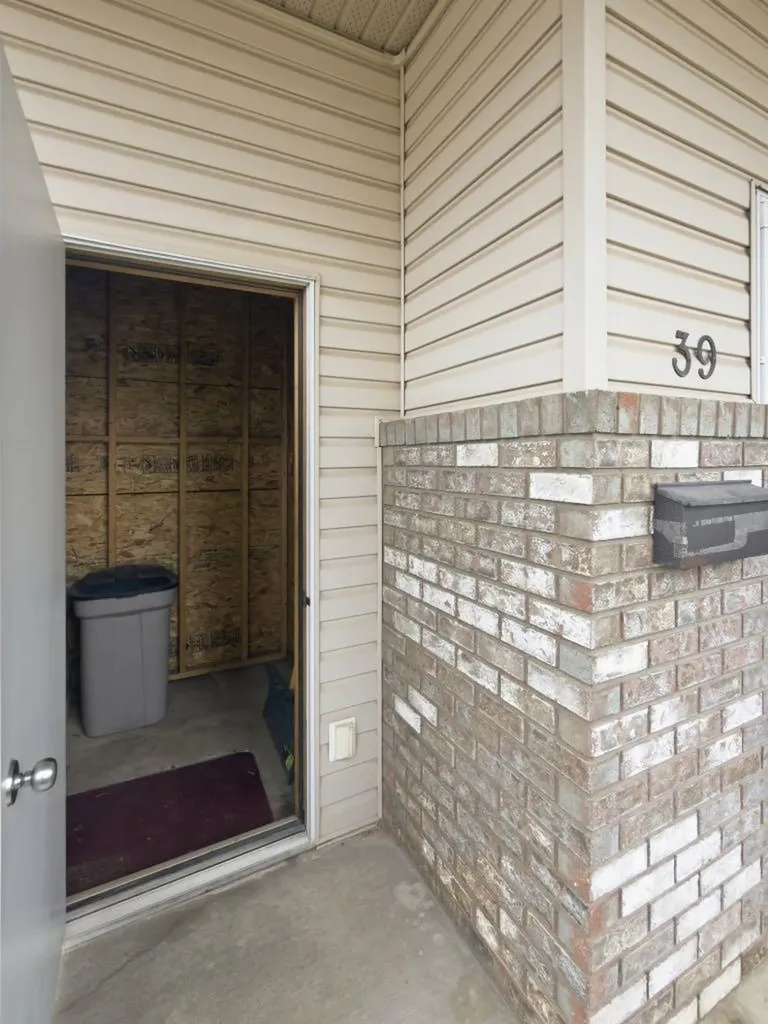 103 Addington Drive Red Deer AB T4R 3C6