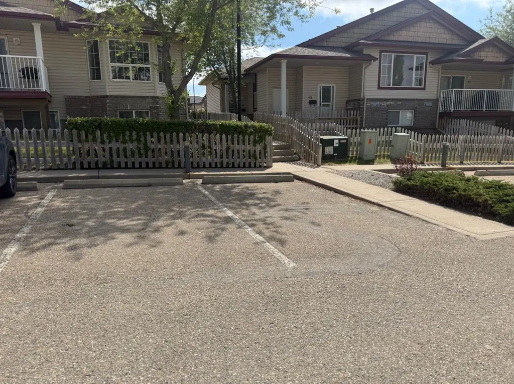 103 Addington Drive Red Deer AB T4R 3C6