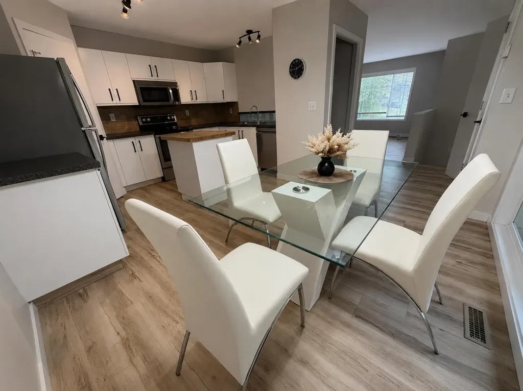 103 Addington Drive Red Deer AB T4R 3C6