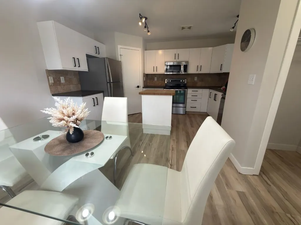 103 Addington Drive Red Deer AB T4R 3C6