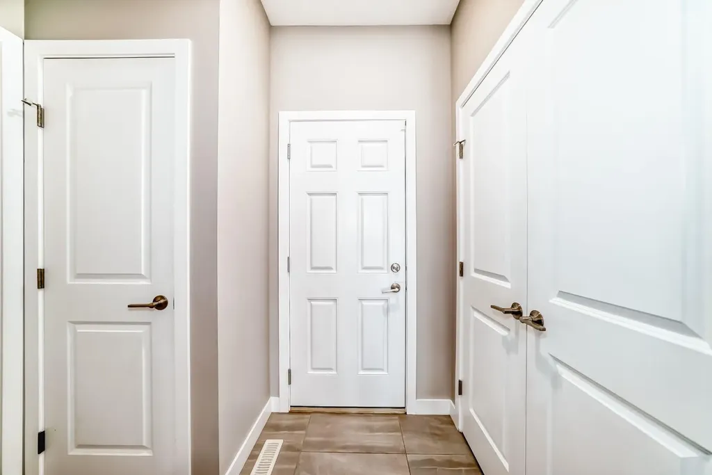 259 Kingfisher Crescent SE Airdrie AB T4A0X5