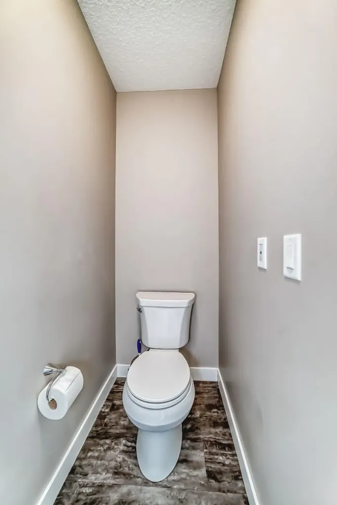 259 Kingfisher Crescent SE Airdrie AB T4A0X5