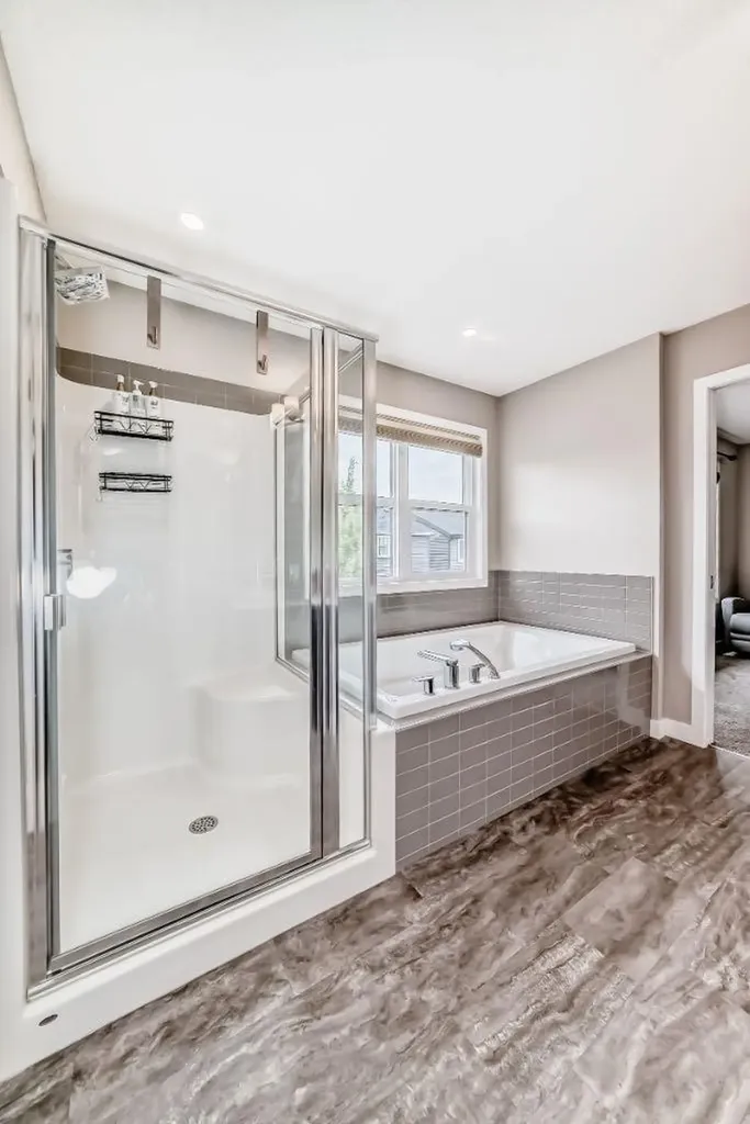 259 Kingfisher Crescent SE Airdrie AB T4A0X5