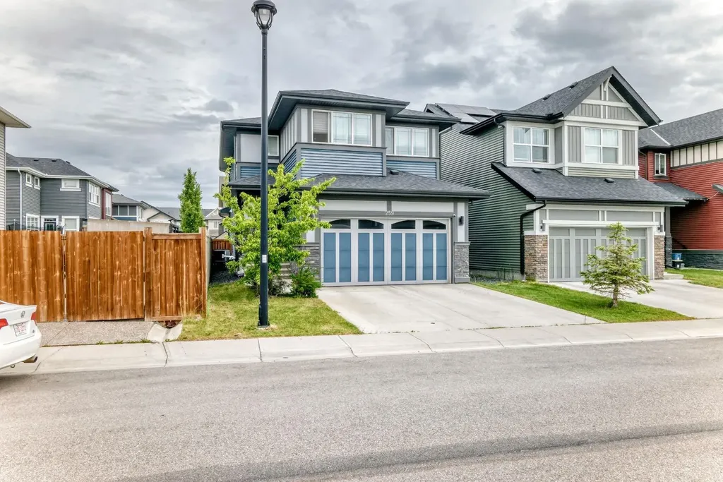 259 Kingfisher Crescent SE Airdrie AB T4A0X5