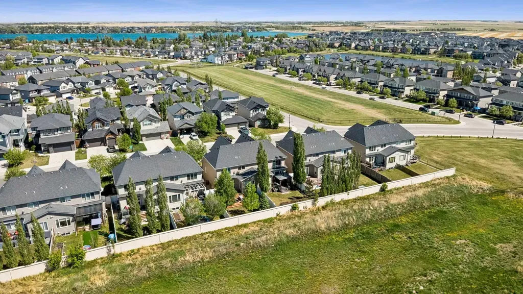 117 Rainbow Falls Boulevard Chestermere AB T1X 0N6