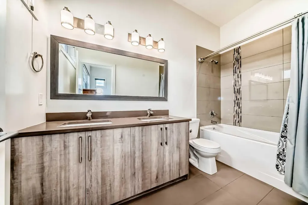 409 Edward Avenue NW Diamond Valley AB T0L2A0