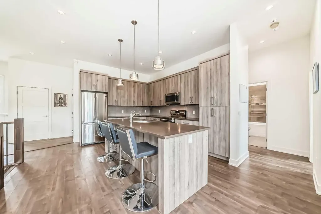 409 Edward Avenue NW Diamond Valley AB T0L2A0