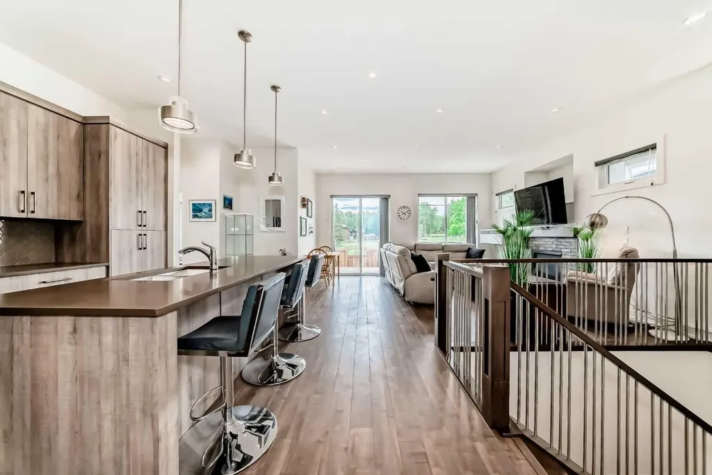 409 Edward Avenue NW Diamond Valley AB T0L2A0