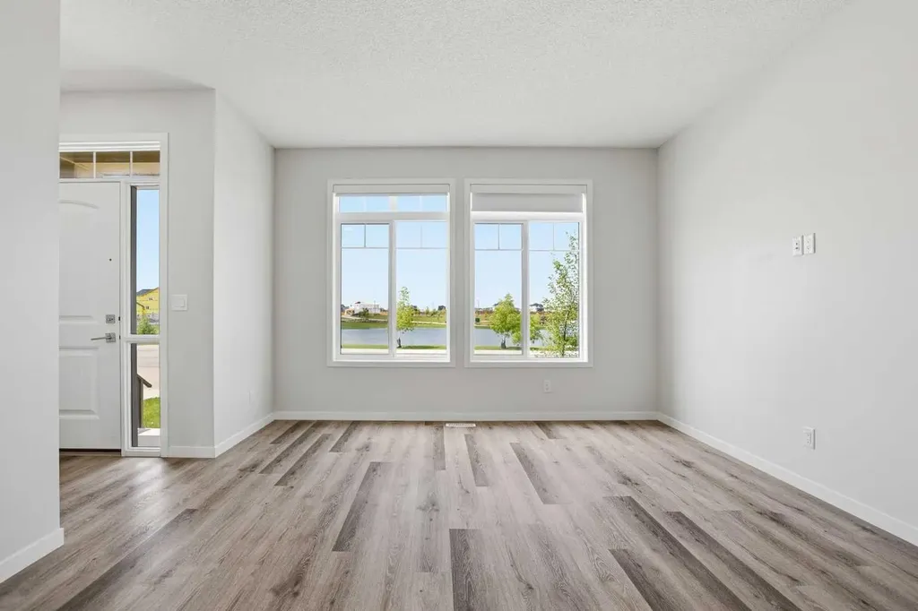352 Dawson Drive Chestermere AB T1X 2R6