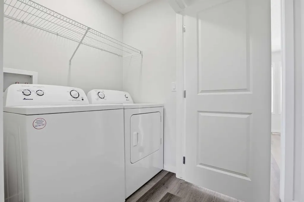 352 Dawson Drive Chestermere AB T1X 2R6