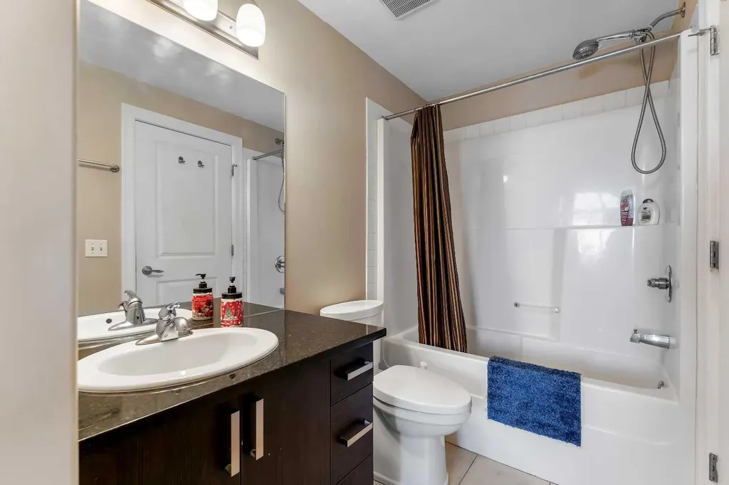 117 Copperpond Common Calgary AB T2Z 5E2