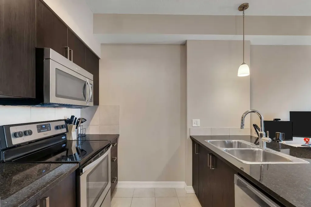 117 Copperpond Common Calgary AB T2Z 5E2
