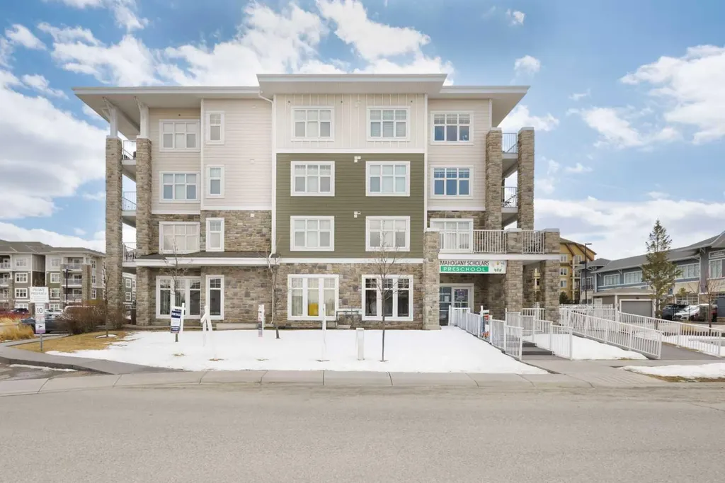 11 Mahogany Row SE Calgary AB T3M 2L6