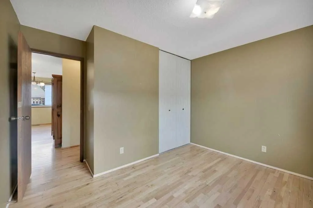 22 Blackstone Avenue Lacombe AB T4L 1P7