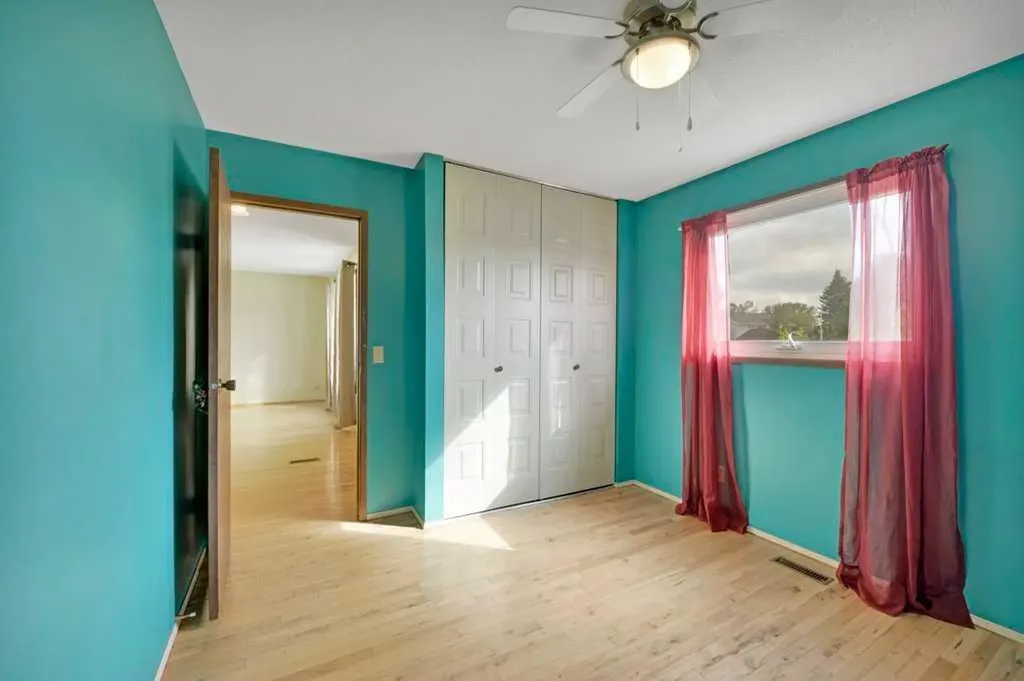 22 Blackstone Avenue Lacombe AB T4L 1P7