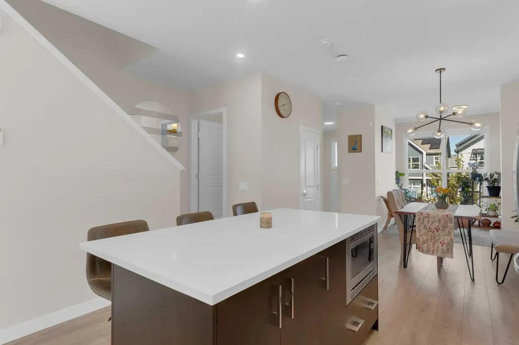 49 Heirloom Crescent SE Calgary AB T3S0H1