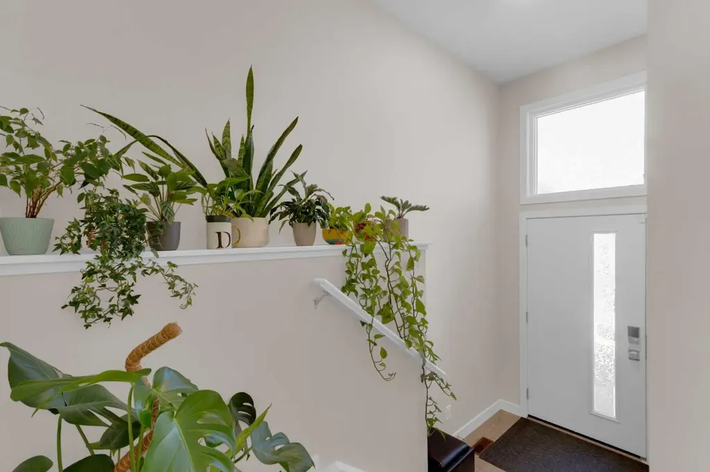 49 Heirloom Crescent SE Calgary AB T3S0H1