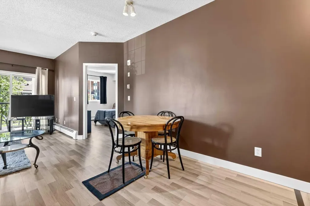 126 14 Avenue SW Calgary AB T2R0L9