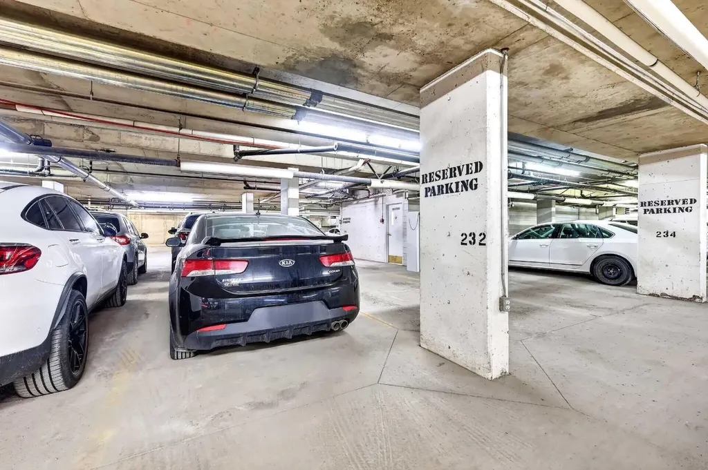 126 14 Avenue SW Calgary AB T2R0L9
