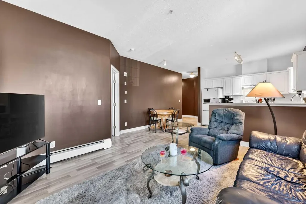 126 14 Avenue SW Calgary AB T2R0L9