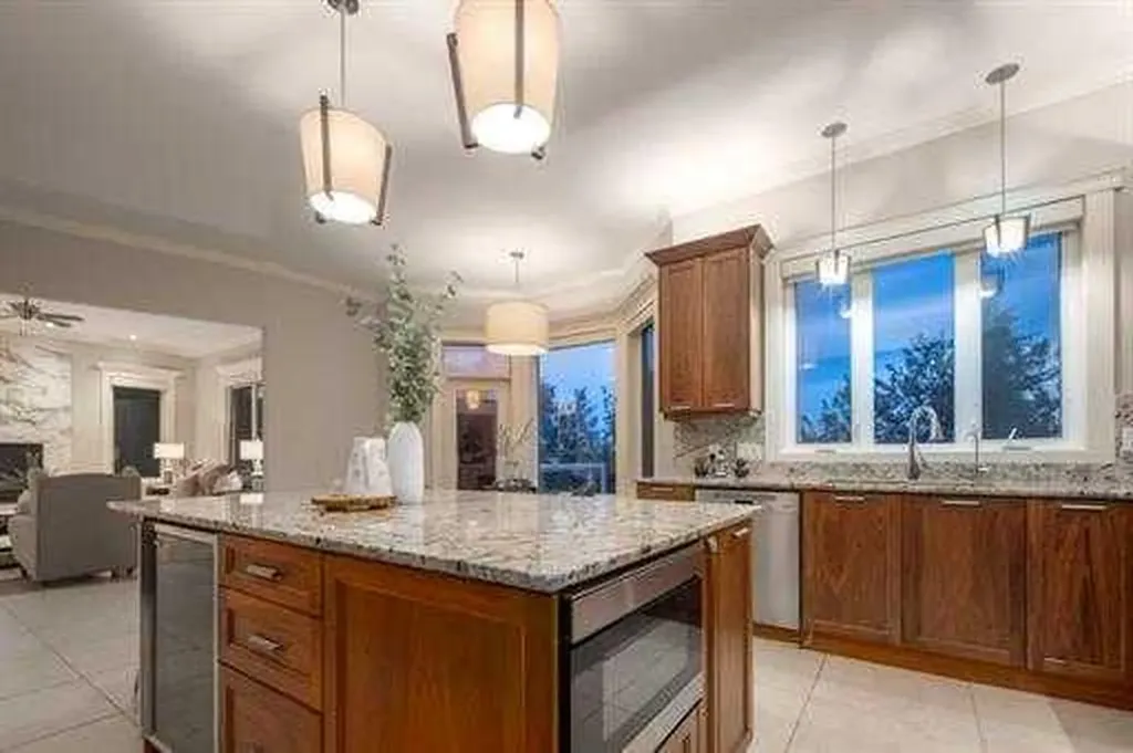 57 Slopes Point SW Calgary AB T3H3Y8