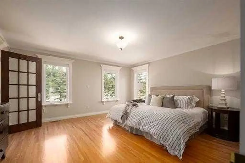 57 Slopes Point SW Calgary AB T3H3Y8