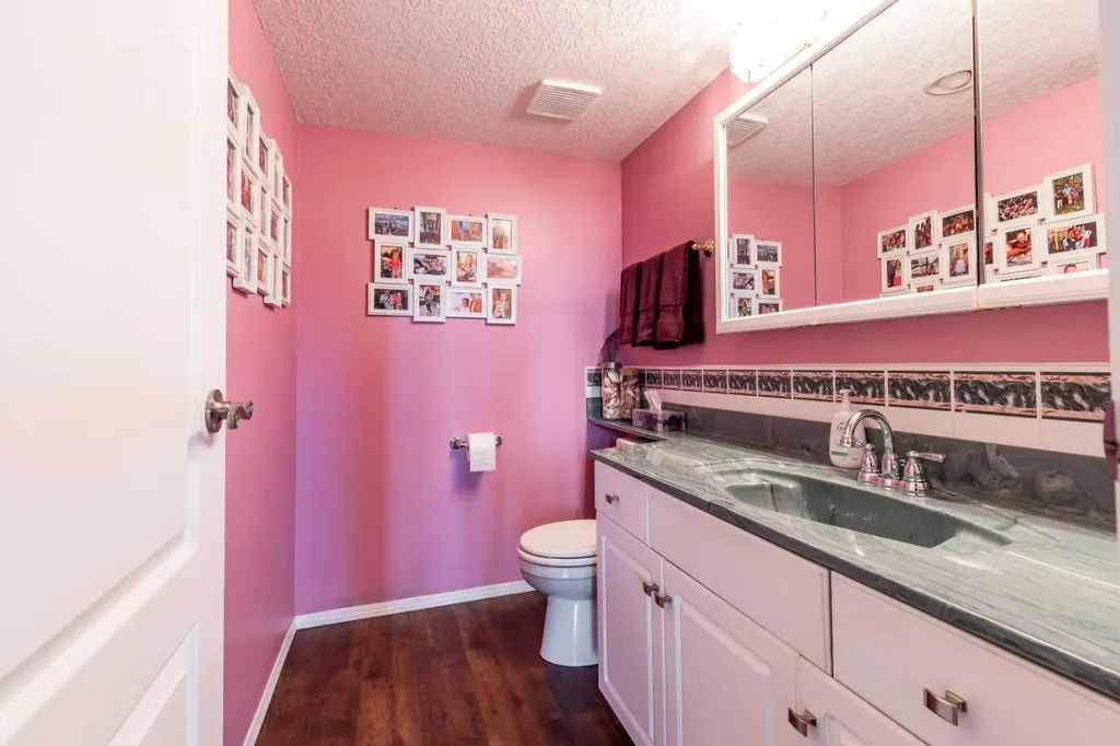 1535 Southview Drive SE Medicine Hat AB T1B 4H8