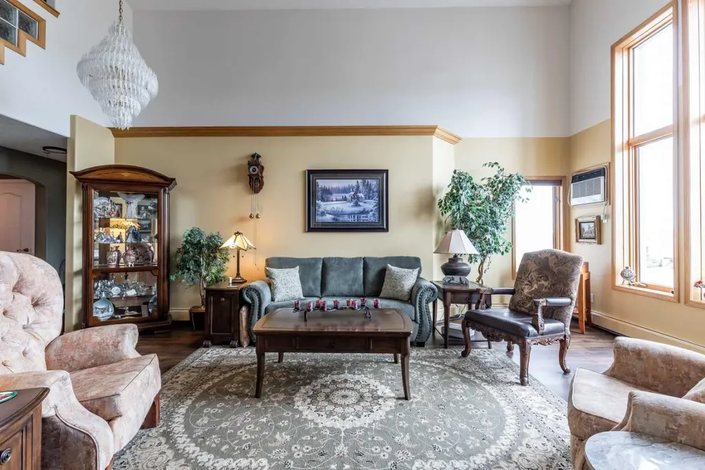 1535 Southview Drive SE Medicine Hat AB T1B 4H8