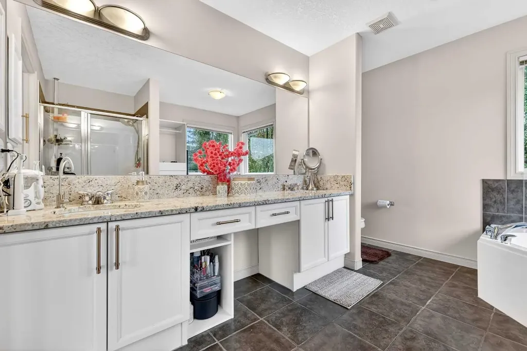 13 Cougar Ridge Circle SW Calgary AB T3H 4X6