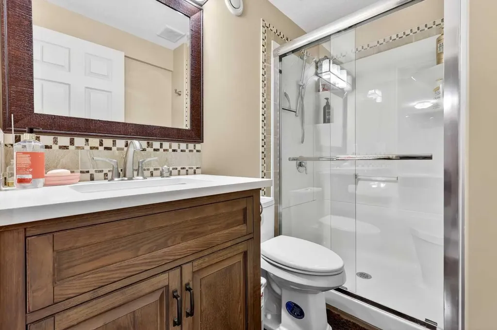 13 Cougar Ridge Circle SW Calgary AB T3H 4X6