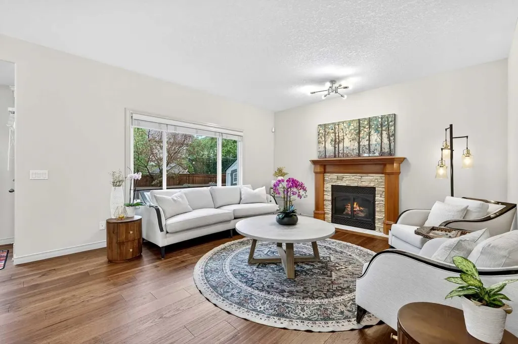13 Cougar Ridge Circle SW Calgary AB T3H 4X6
