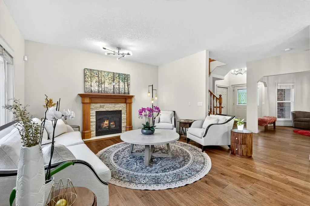 13 Cougar Ridge Circle SW Calgary AB T3H 4X6