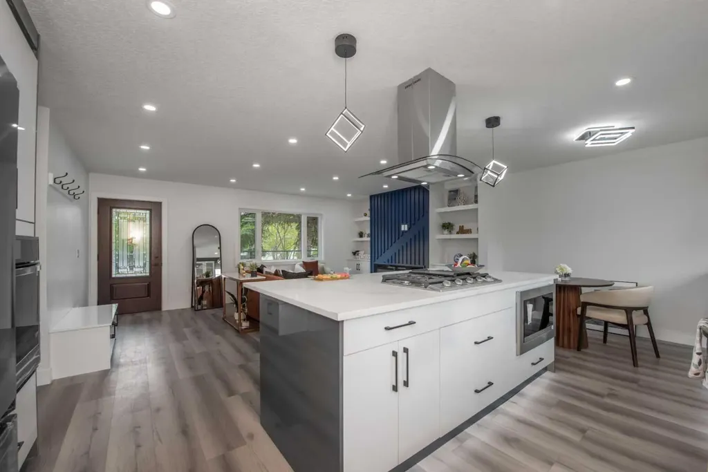 45 Westover Drive SW Calgary AB T3C 2S5