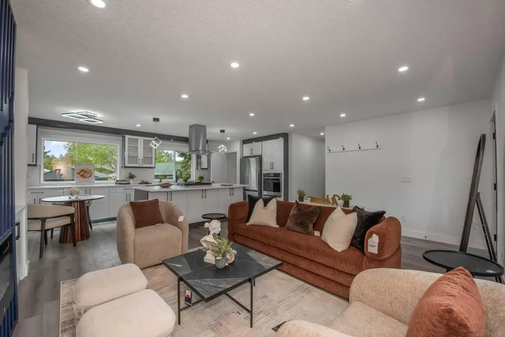 45 Westover Drive SW Calgary AB T3C 2S5