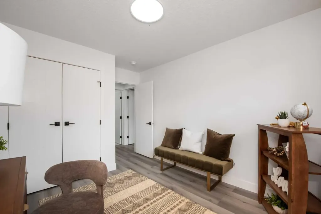 45 Westover Drive SW Calgary AB T3C 2S5