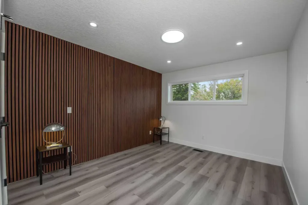 45 Westover Drive SW Calgary AB T3C 2S5