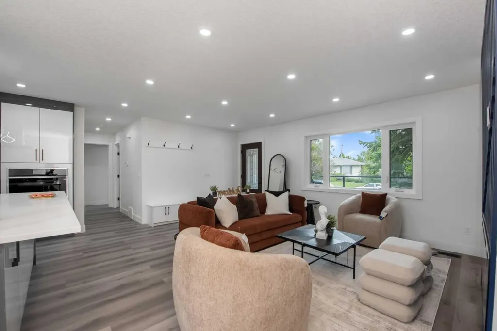 45 Westover Drive SW Calgary AB T3C 2S5