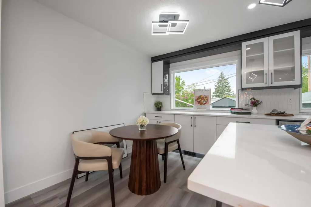 45 Westover Drive SW Calgary AB T3C 2S5