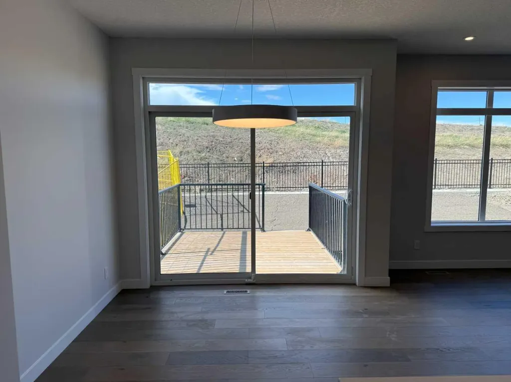 155 Sundown Crescent Cochrane AB T4C 1Y3