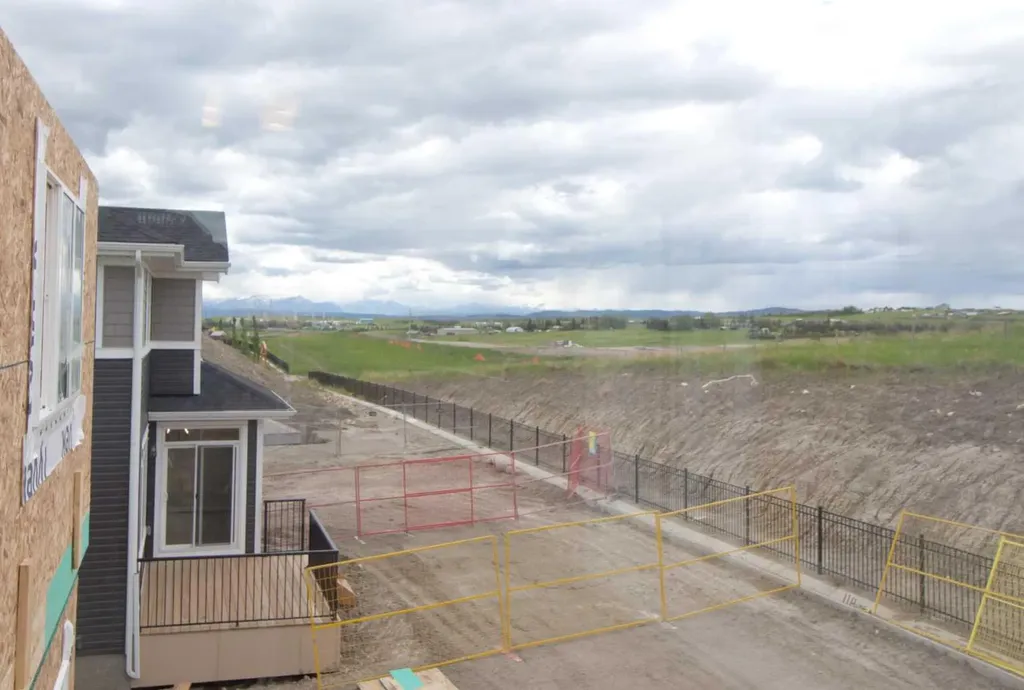 155 Sundown Crescent Cochrane AB T4C 1Y3