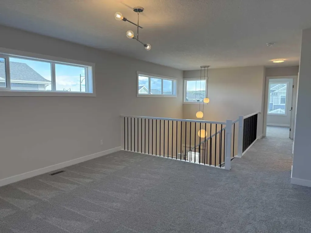 155 Sundown Crescent Cochrane AB T4C 1Y3