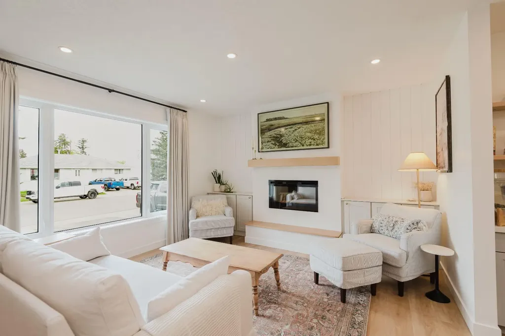 10415 109 Avenue Grande Prairie AB T8V 1S2