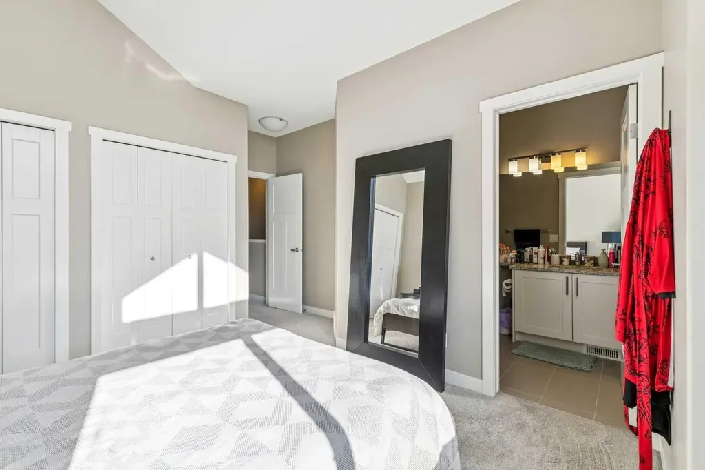 605 Evanston Manor NW Calgary AB T3P 0R9