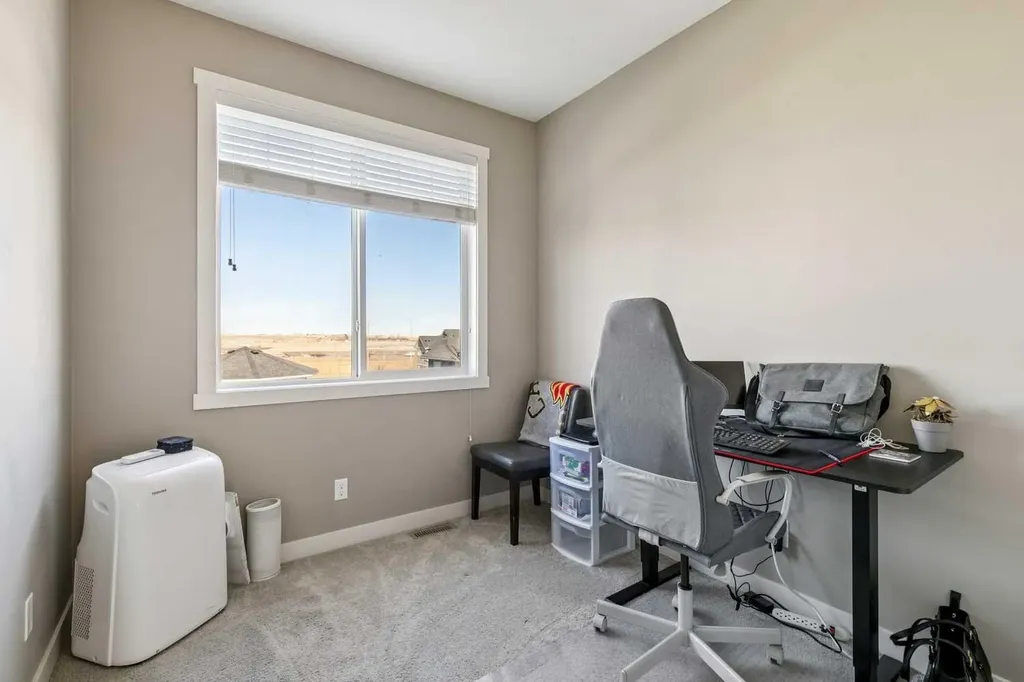 605 Evanston Manor NW Calgary AB T3P 0R9