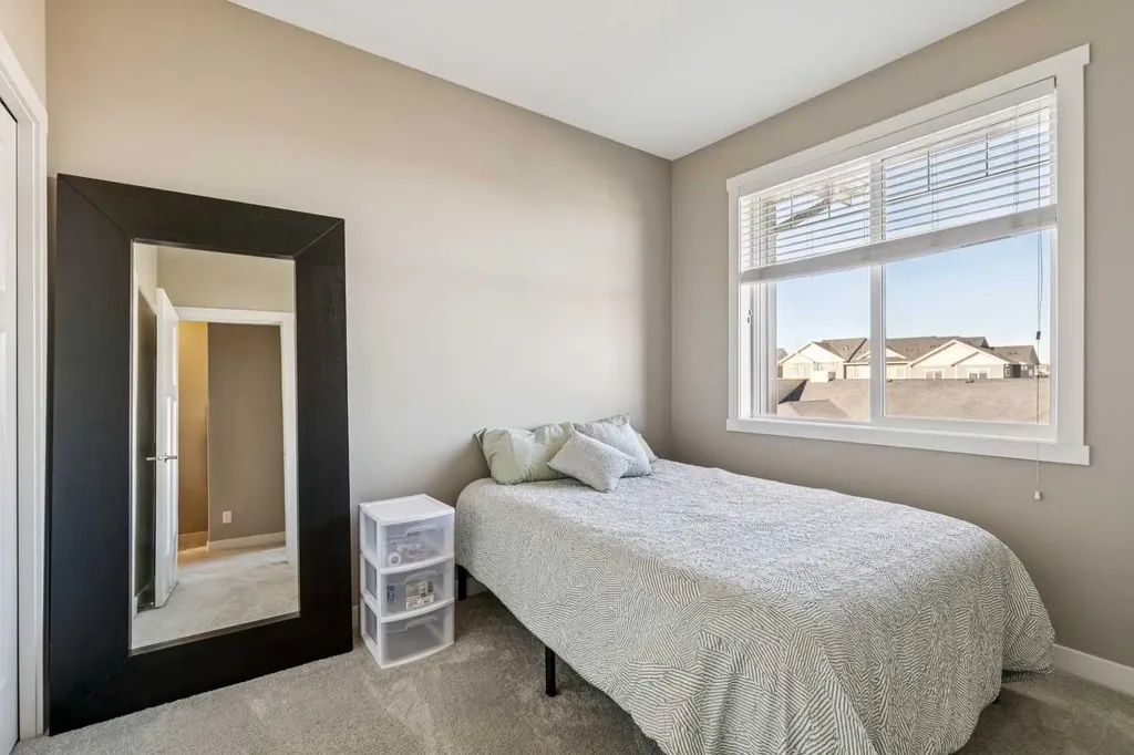 605 Evanston Manor NW Calgary AB T3P 0R9